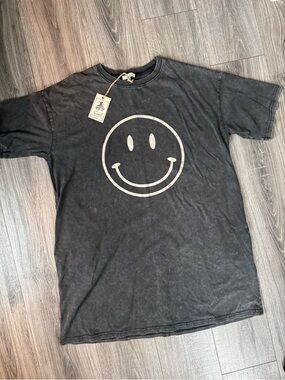 Smiley oversized tee dress